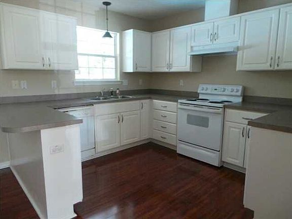 3rd image of 1530 Water Oaks Trl