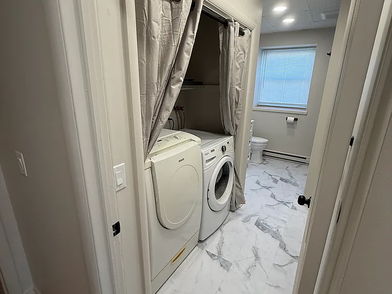 1601 Washington Ave #1 — Photo 3