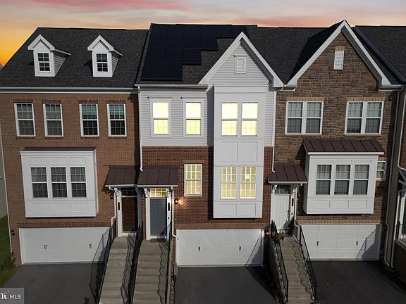 2nd image of 7713 Cresap Ln