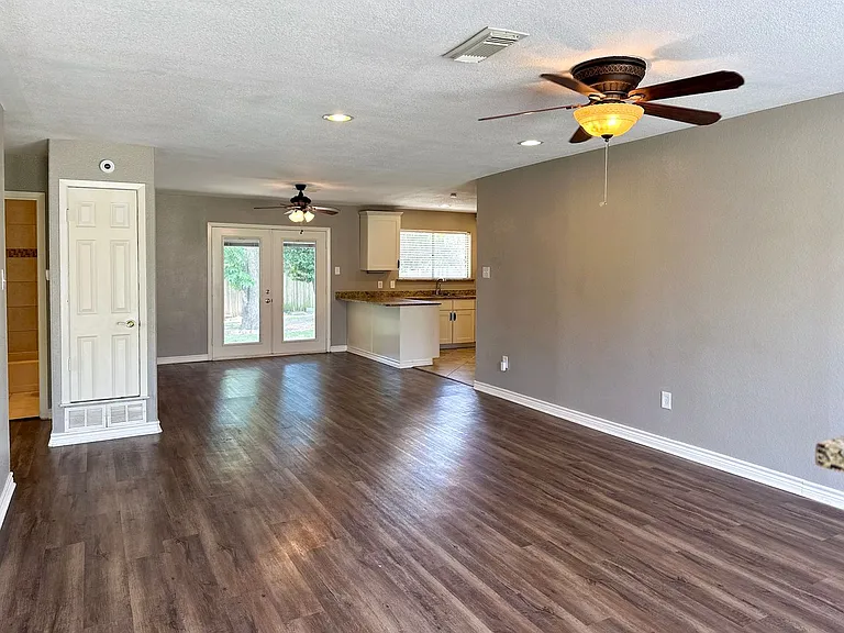 54192 Sun Valley St — Photo 12