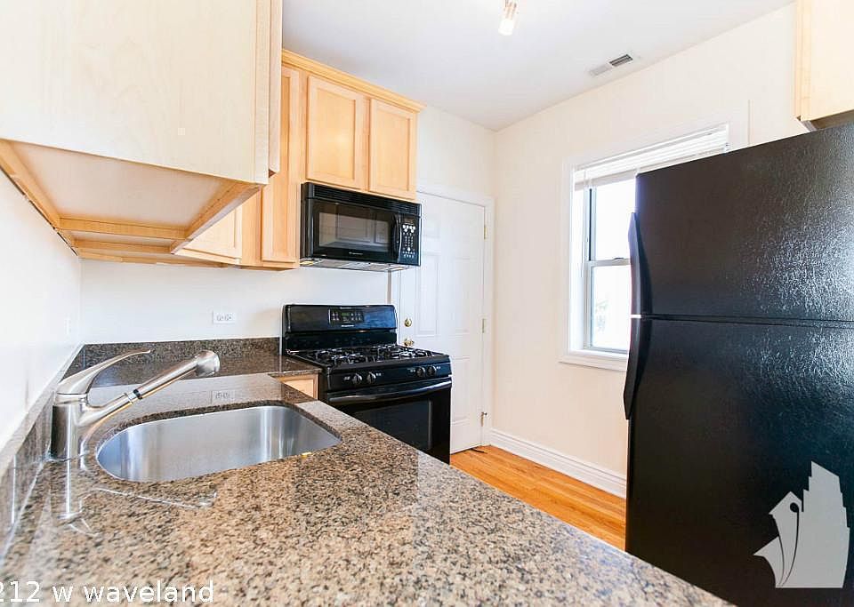 1st image of 1212 W Waveland Ave #525