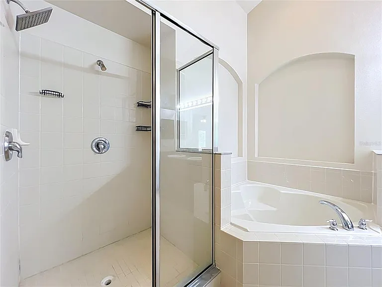 1045 Willow Branch Dr — Photo 36