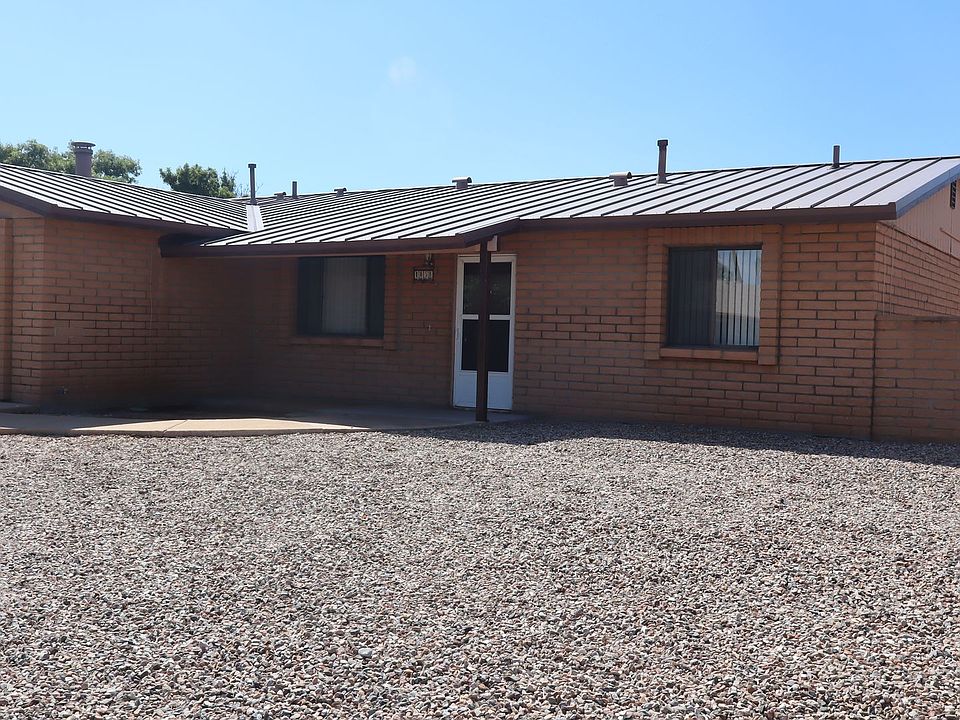 1st image of 4858 Evergreen Dr