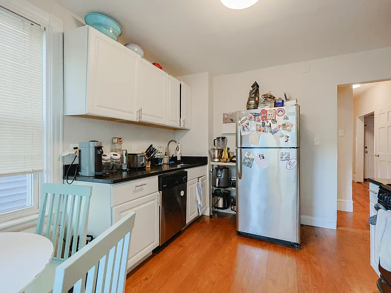 19 O St #1 — Photo 6