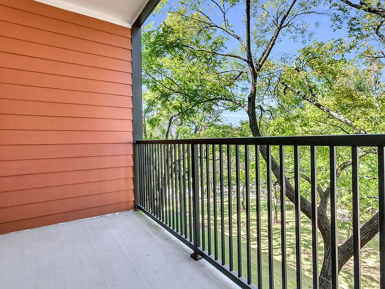 525 Parkway Dr NE #417 — Photo 19