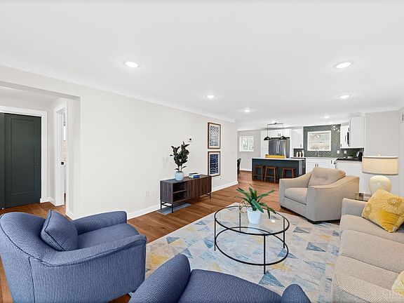 3rd image of 6750 Elbrook Ave