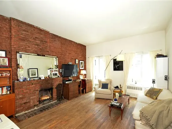 225 West 14th Street image 1 of 8