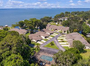2226 Cypress Cove Dr, Tavares, FL 32778