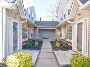 5806 Coventry Way, Mount Laurel, NJ 08054