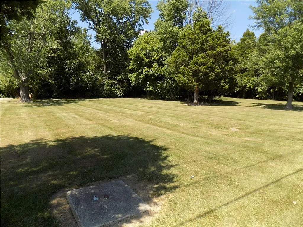 8320 Camby Rd photo 1