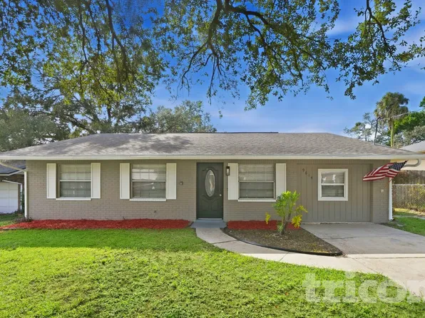 9614 N Connechusett Rd, Tampa, FL 33617