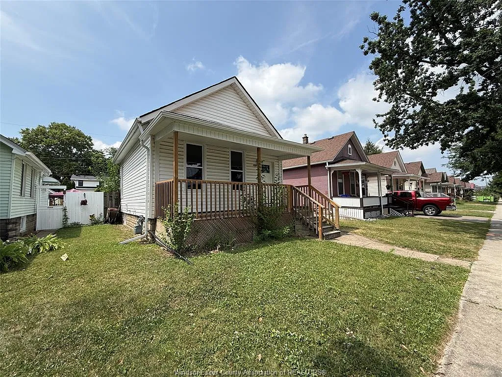 2 bed, $1,900 — Photo 3
