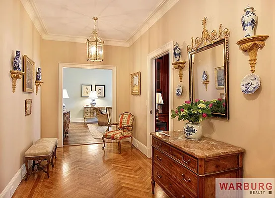 Sold by Warburg | media 15