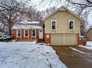 12407 W 99th St, Lenexa, KS 66215