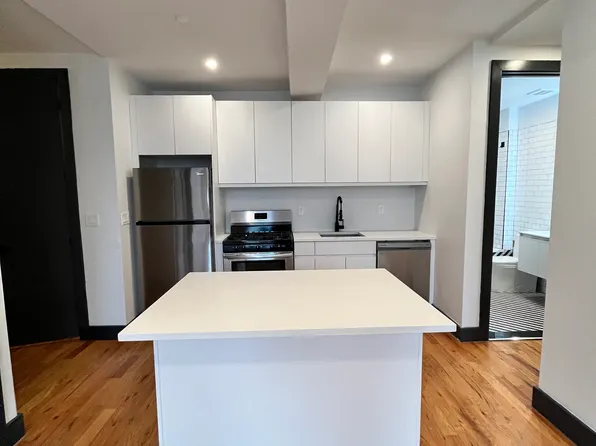 568 Communipaw Avenue image 10 of 25