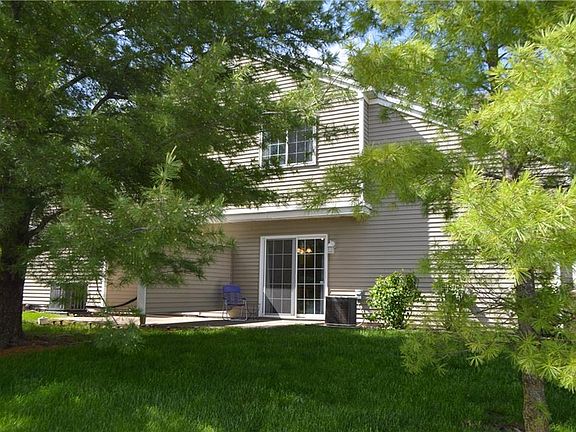 2nd image of 6855 Woodland Ave Unit 801