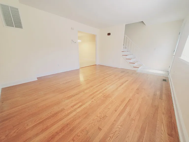 119 Highview Ave #2 — Photo 3