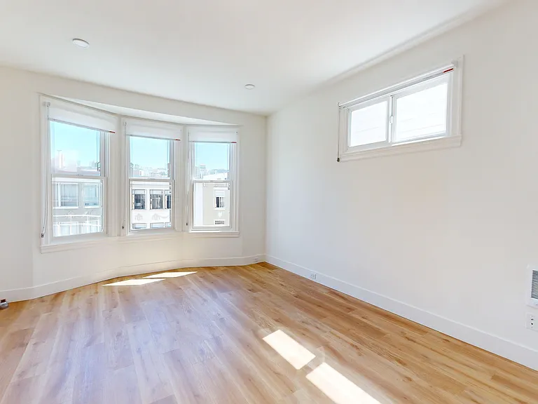 3101 Gough St #206 — Photo 3