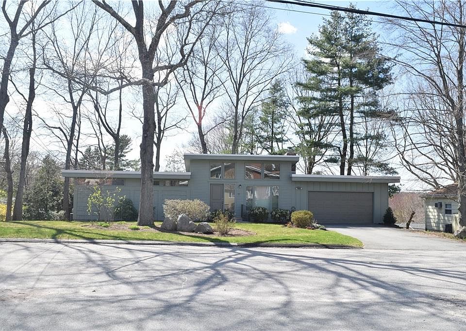 1st image of 75 Shady Hill Dr