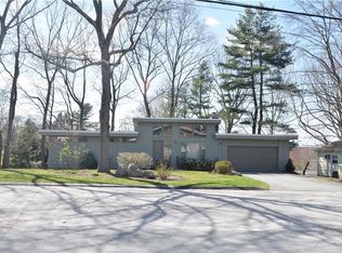 75 Shady Hill Dr, West Warwick, RI 02893
