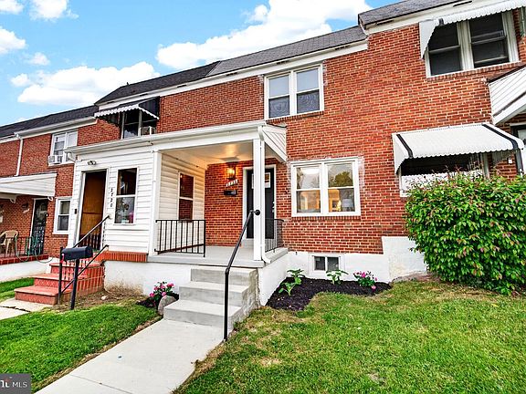 3rd image of 2722 N Rosedale St