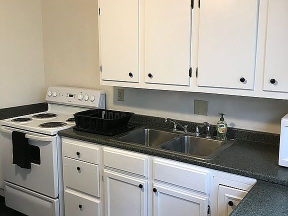 2nd image of 3102 Kleckner Ct