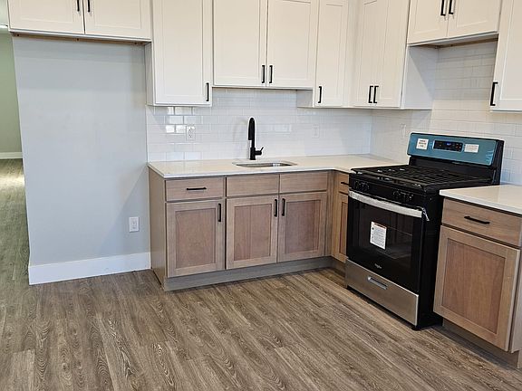4th image of 101 Fabyan Pl Floor 1