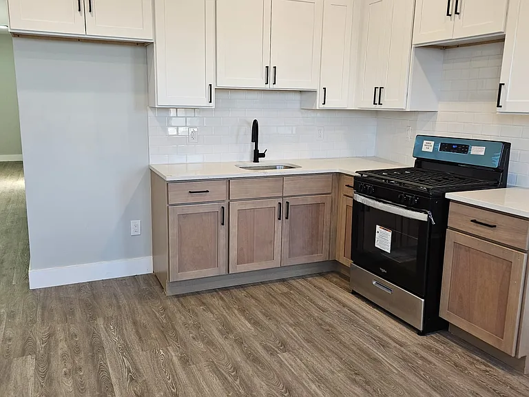 101 Fabyan Pl #1 — Photo 4