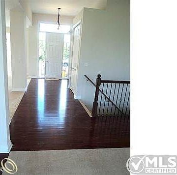 ENTRY VIEW FROM GREAT RM