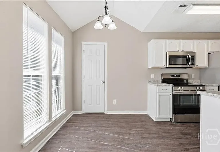 148 Silverton Rd — Photo 13