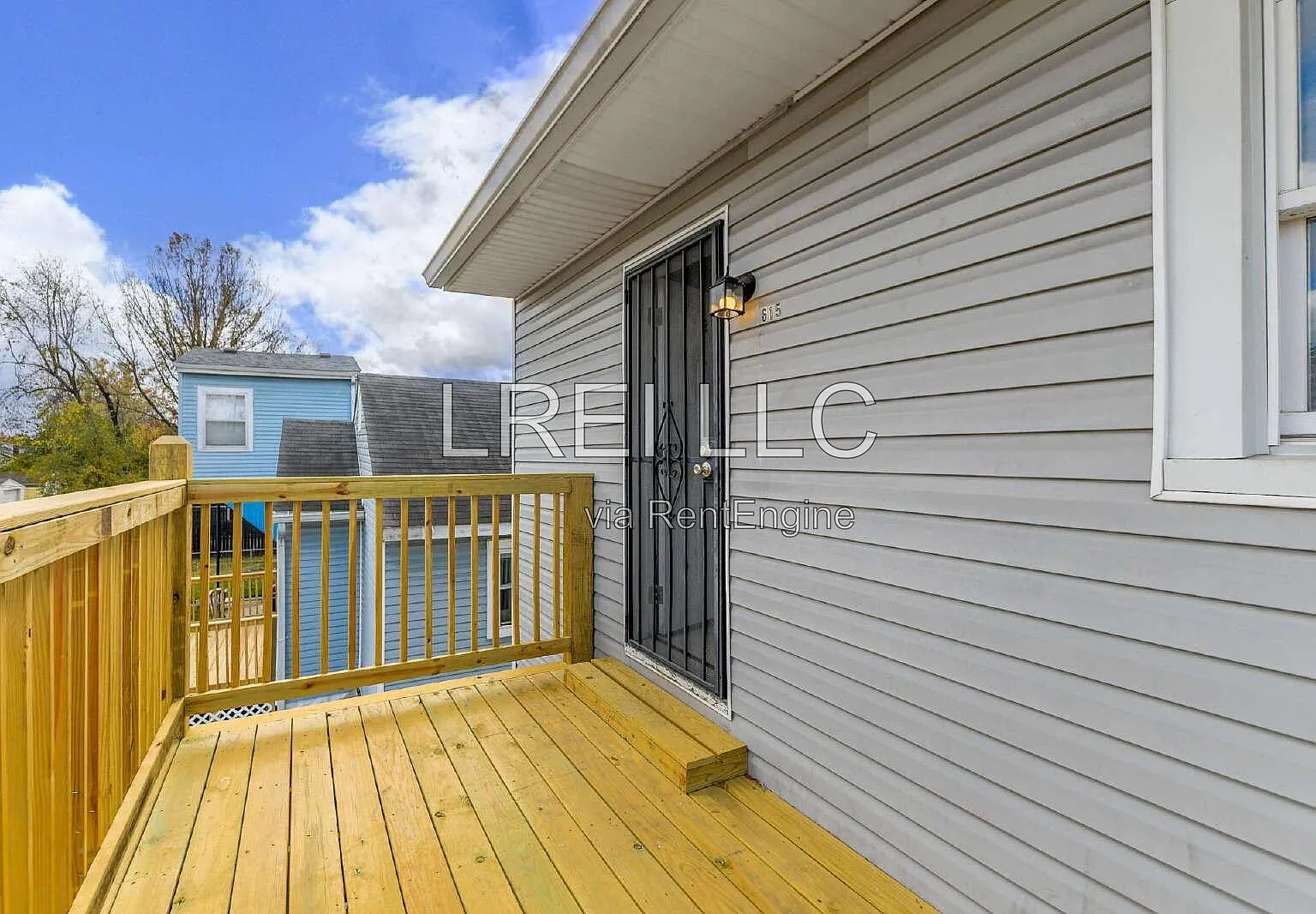 1 bed, 1.0 bath, 750 sqft, $765 — Photo 2