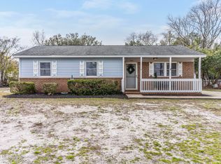 209 Cathay Rd, Wilmington, NC 28412