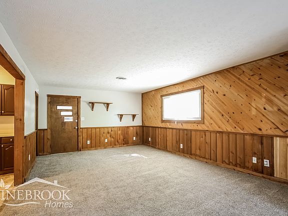 2nd image of 4837 Leone Dr