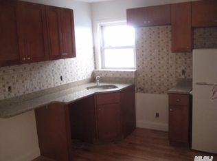 6151 Borden Ave #0, Maspeth, NY 11378