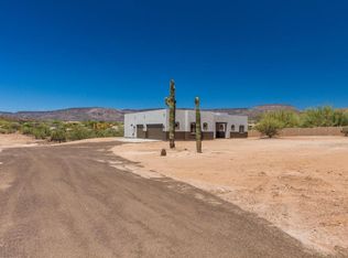 1724 E Circle Mountain Rd, New River, AZ 85087