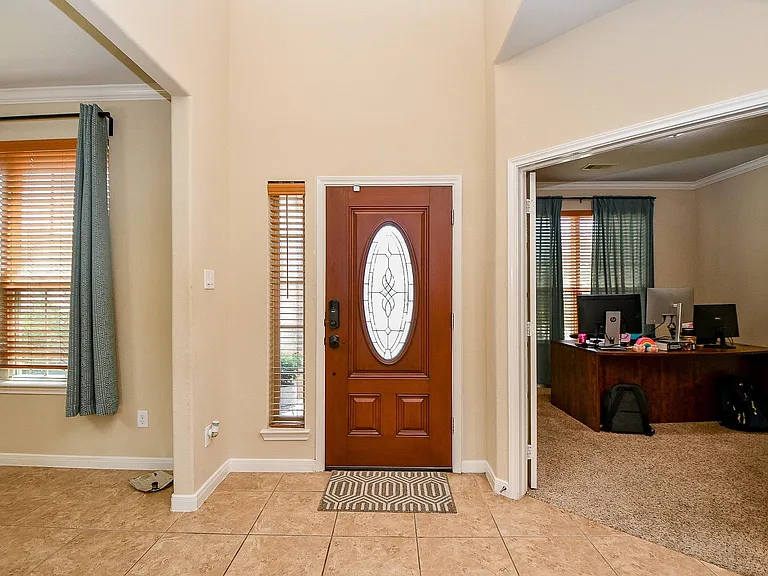 4302 Trinity Creek Ct — Photo 6