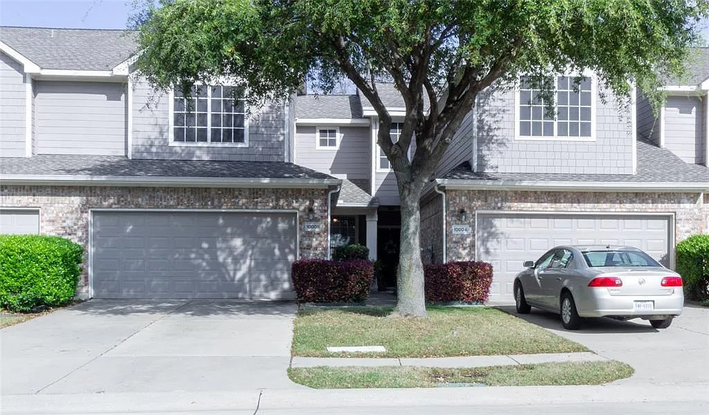 10008 Dryden Lane — Photo 1