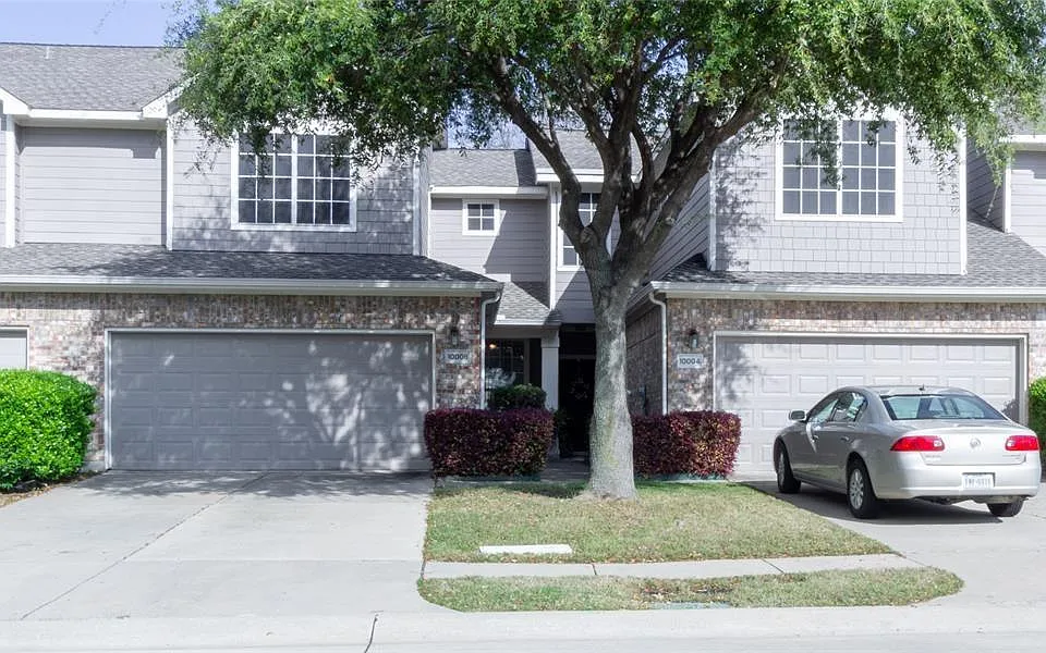 10008 Dryden Ln