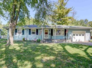 210 19th St, Lincoln, IL 62656