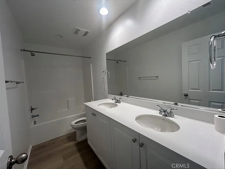 12574 Dartola St — Photo 35