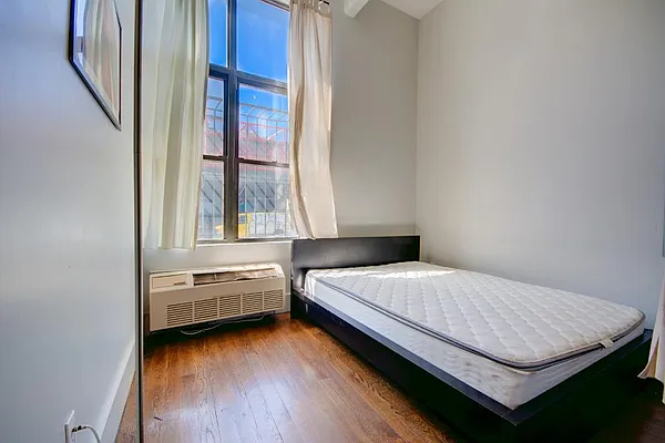 Rented by Corcoran | media 21