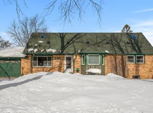 2261 Lois Dr, Mounds View, MN 55112