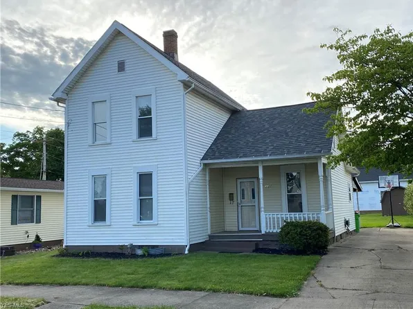 407 W 7th St, Dover, OH 44622
