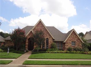2508 Rollingshire Ct, Bedford, TX 76021