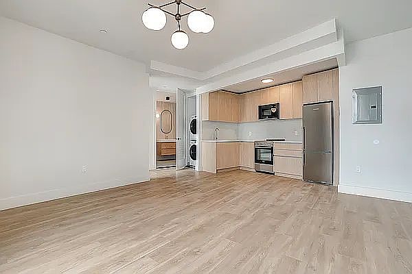 1st image of 11 Herkimer St #6Y