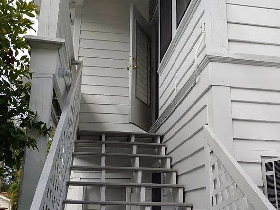 2nd image of 1075 16th Ave N APT 2