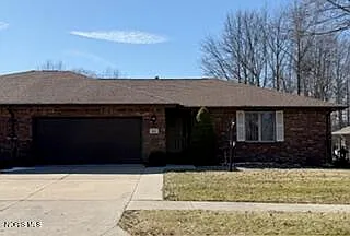 603 Chinook Dr photo 1