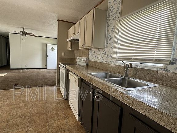 3rd image of 1601 Linares Way #339