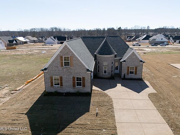 2nd image of 2519 Beauvoir Dr