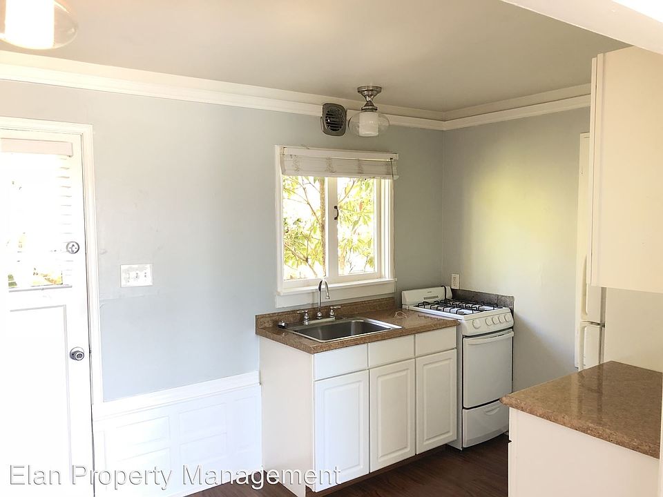 1st image of 124 1st St APT 5